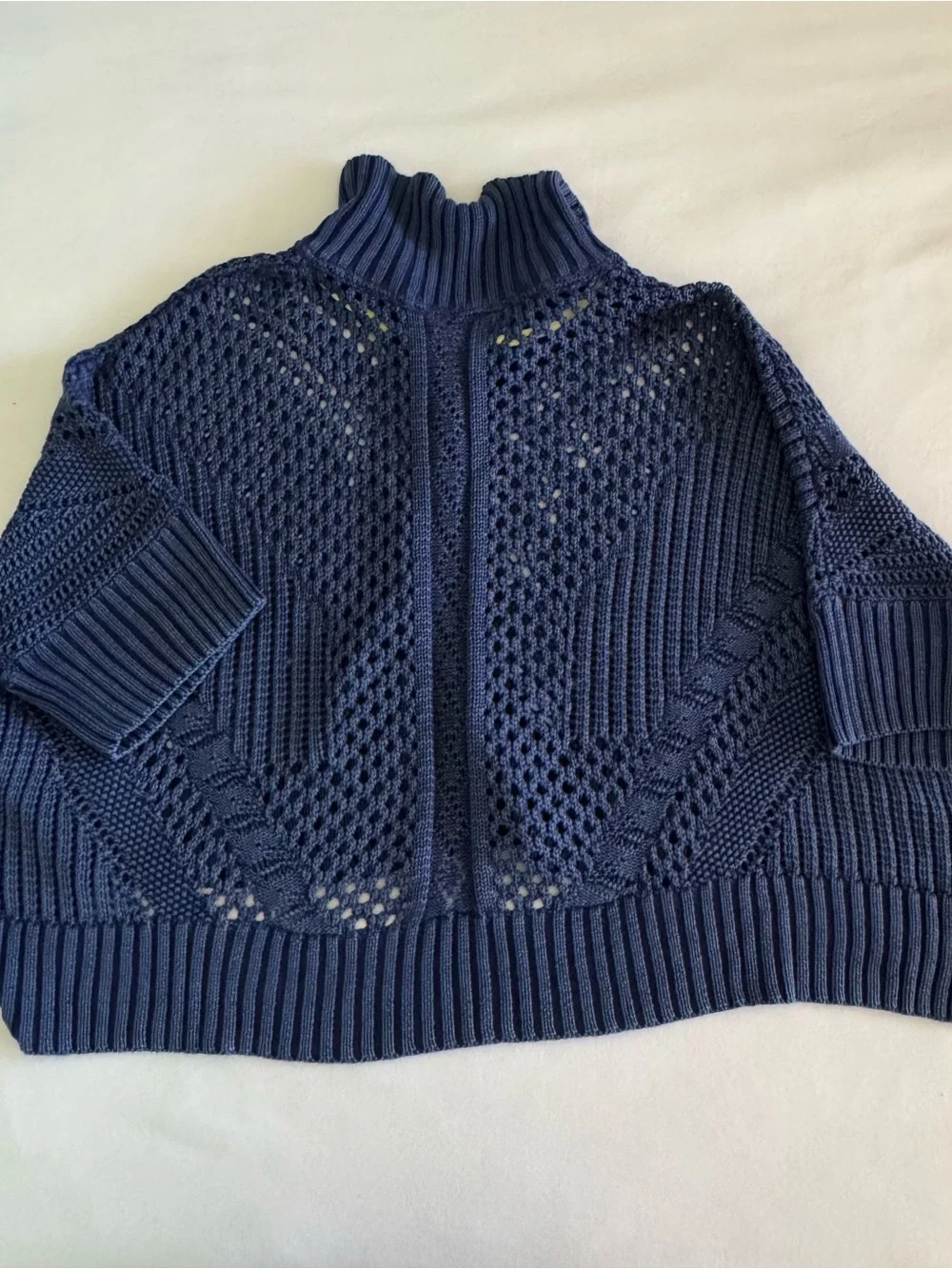 NWOT Free People oversized chunky slate blue crop top sweater size medium.